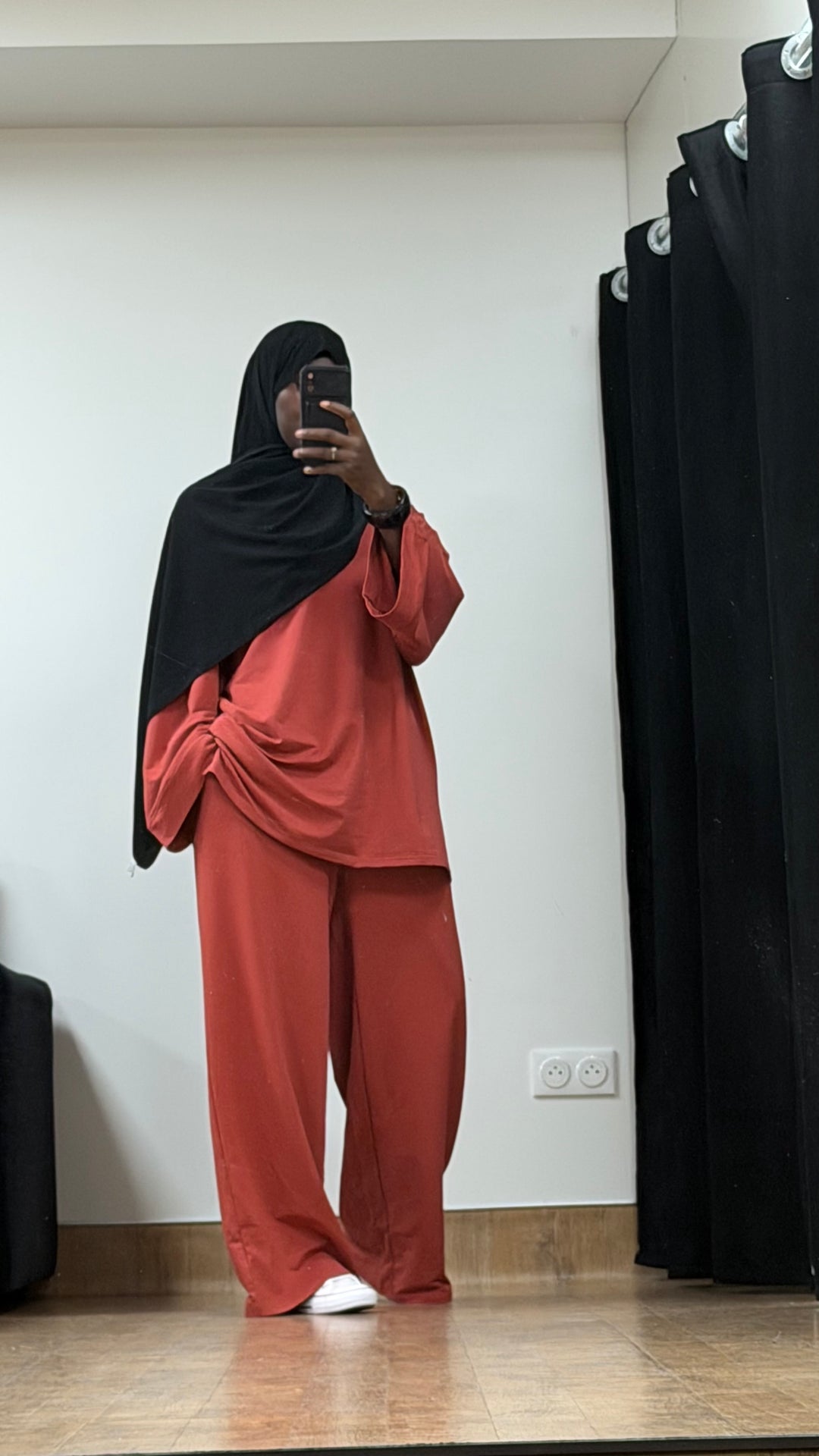 ENSEMBLE JOGGING PANTALON MASTOUR PRÉCOMMANDE