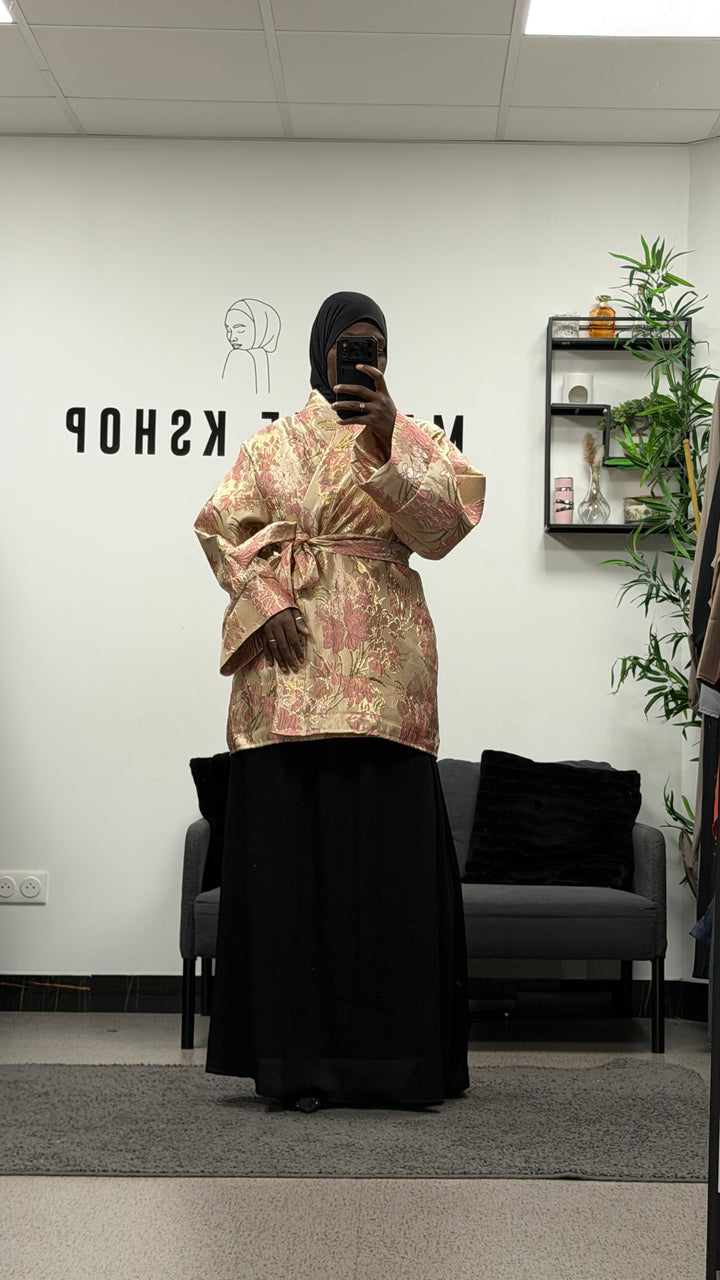 Kimono court brocard