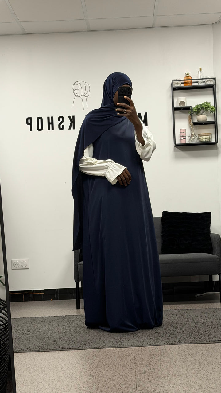 ROBE SANS MANCHES EN SOIE