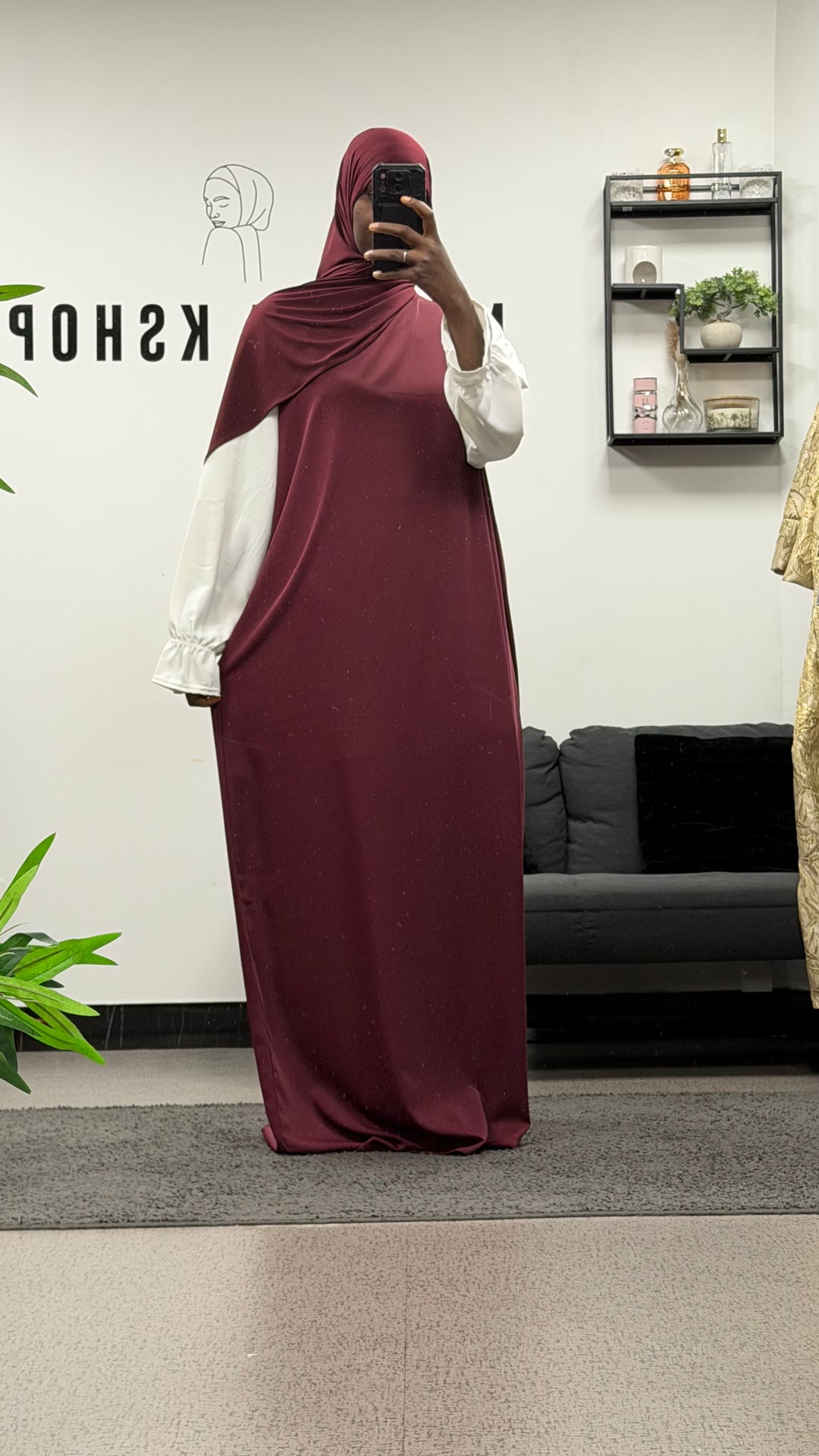 ROBE SANS MANCHES EN SOIE