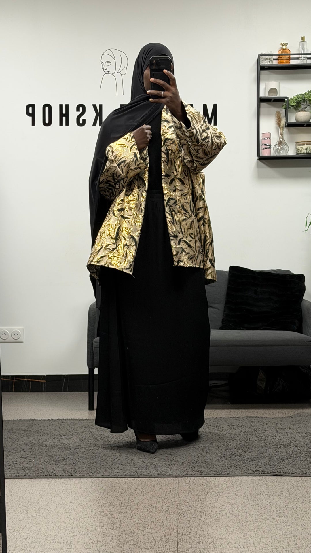 Kimono court brocard