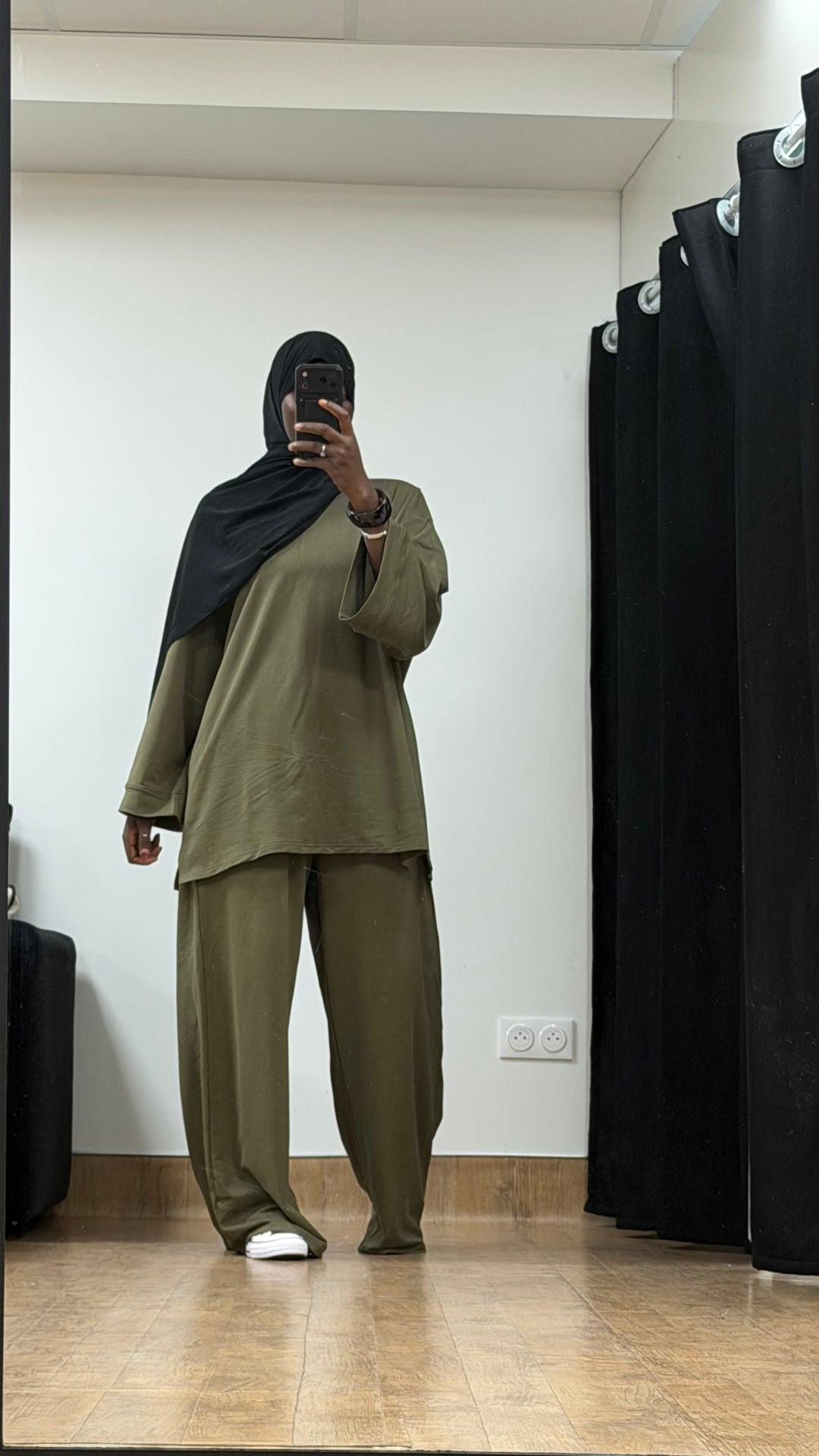 ENSEMBLE JOGGING PANTALON MASTOUR PRÉCOMMANDE