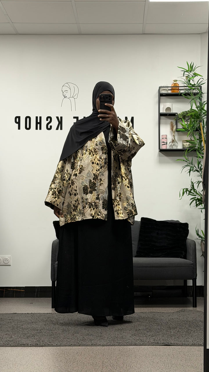 Kimono court brocard