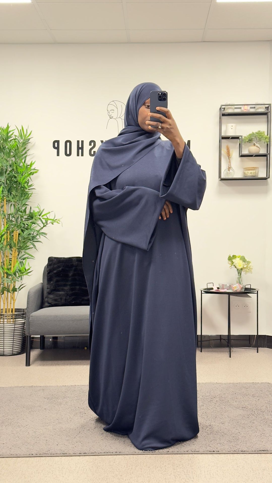 ROBE T-SHIRT & FOULARD