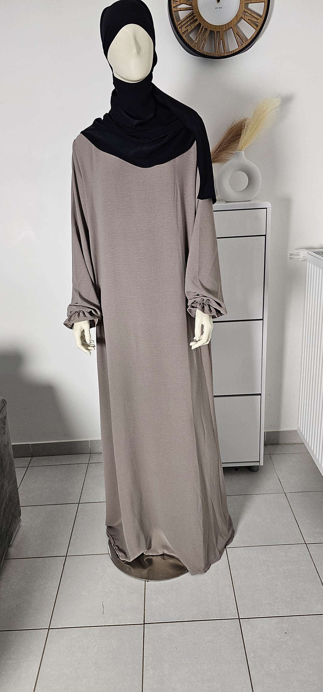 Long tulip sleeve dress
