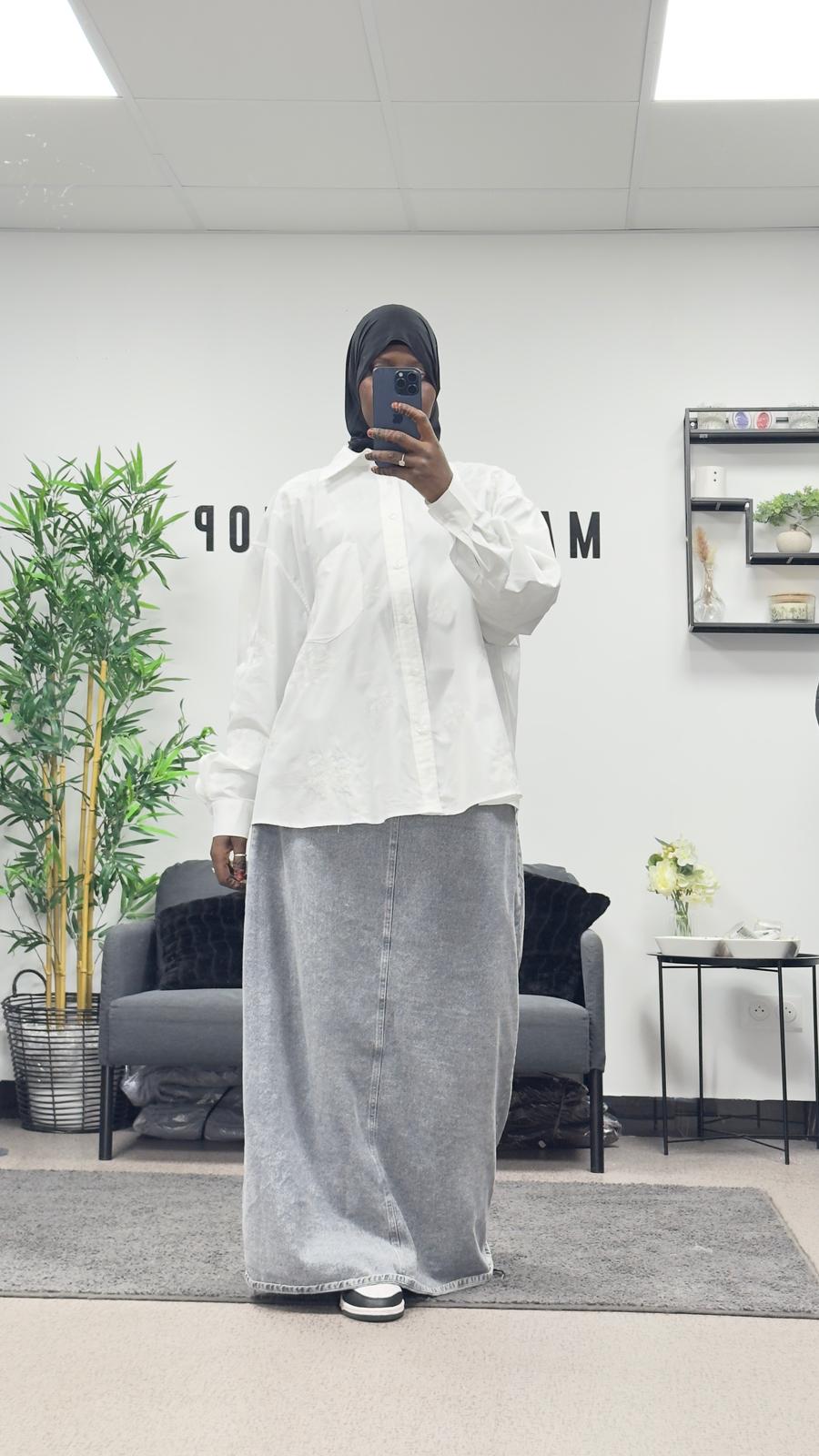 Chemise avec broderie
