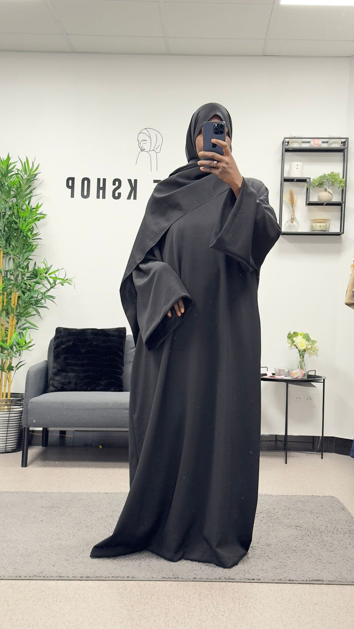 ROBE T-SHIRT & FOULARD