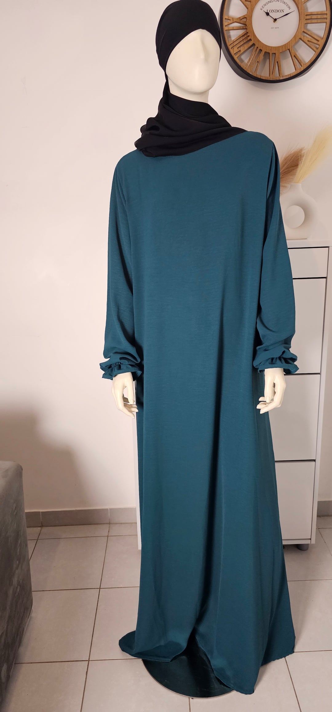 Long tulip sleeve dress